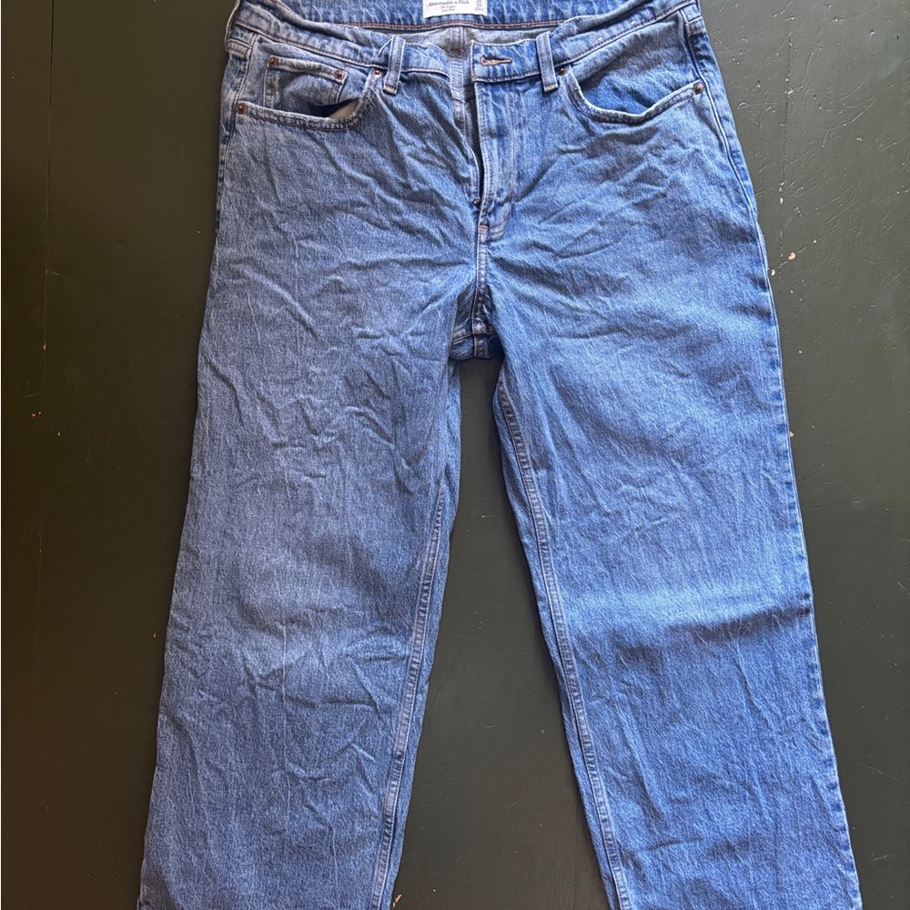 Abercrombie & Fitch Women's
Low Rise Baggy Jean